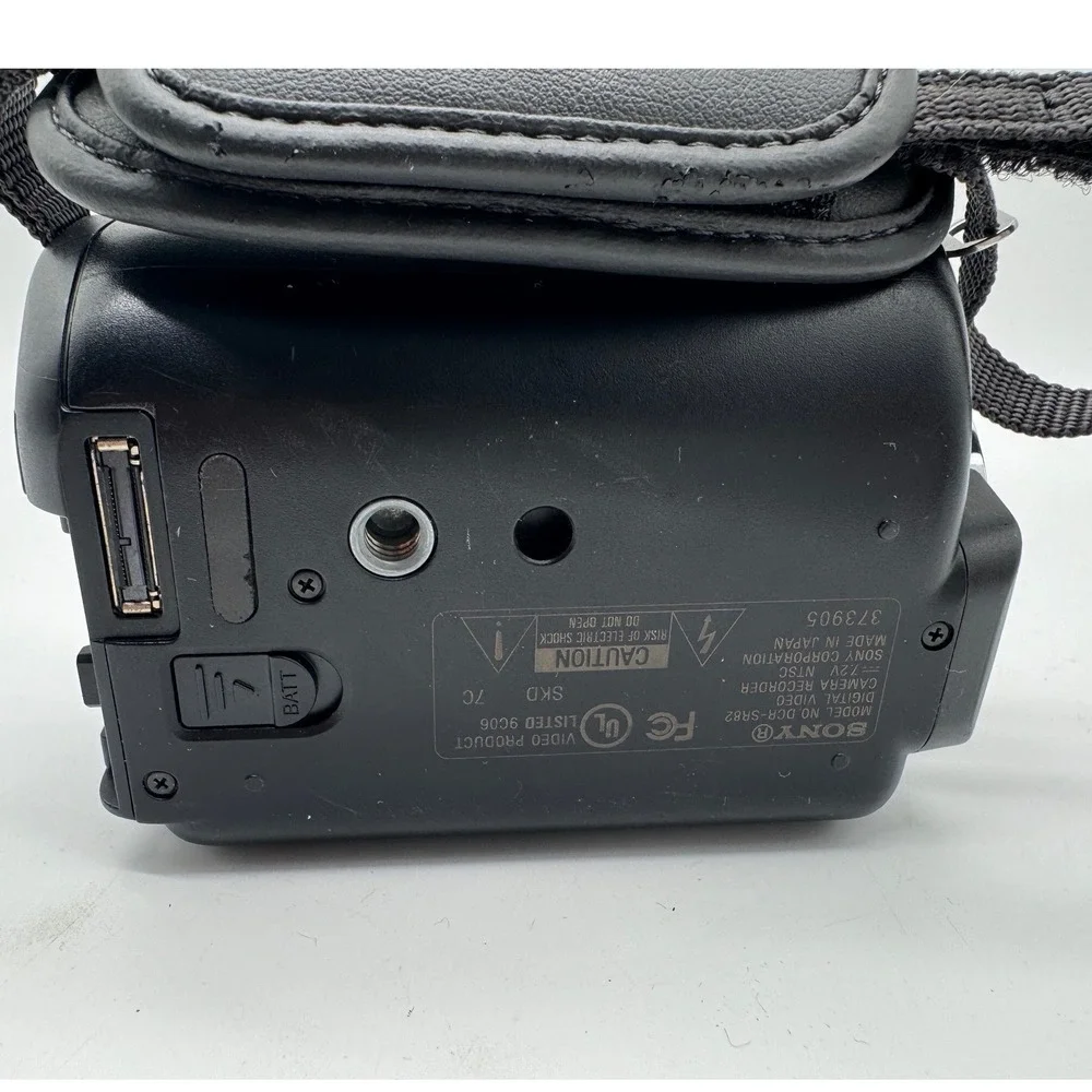 Sony Handycam DCR-SR82 60GB HDD Digital Camcorder Silver For Parts Repair